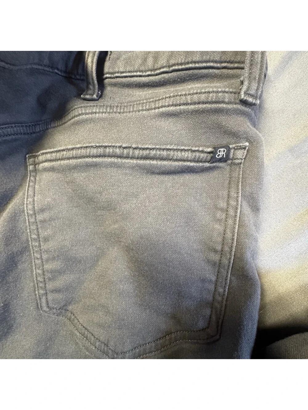 Banana Republic Pants Mens 40x32 Charcoal Gray Faded Straight Leg Casual Chino⁠